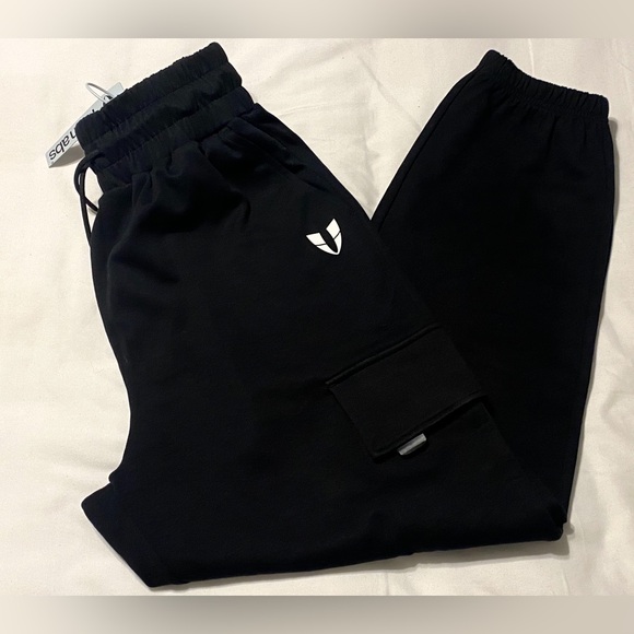 Firmabs Women’s Size M Black Cargo Pocket Jogger Pant - Picture 7 of 8